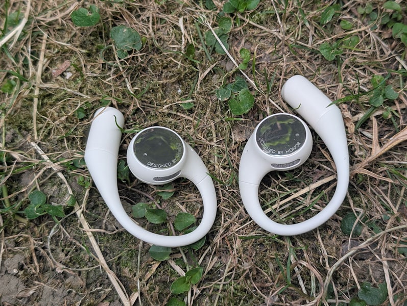 Open-Ears Open-Ears