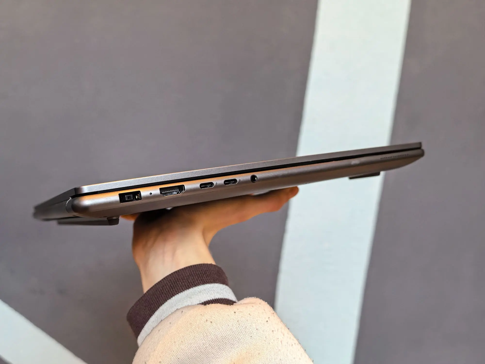 Lenovo Yoga Pro 9i Aura Edition Design 2 Lenovo Yoga Pro 9i Aura Edition Design 2