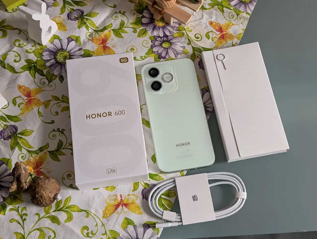 HONOR 600 Lite Lieferumfang HONOR 600 Lite Lieferumfang
