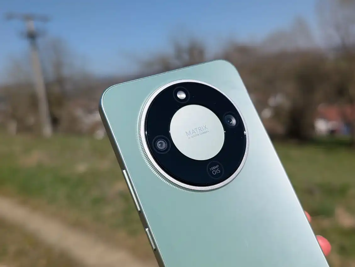 HONOR Magic 8 Lite Design 3 HONOR Magic 8 Lite Design 3